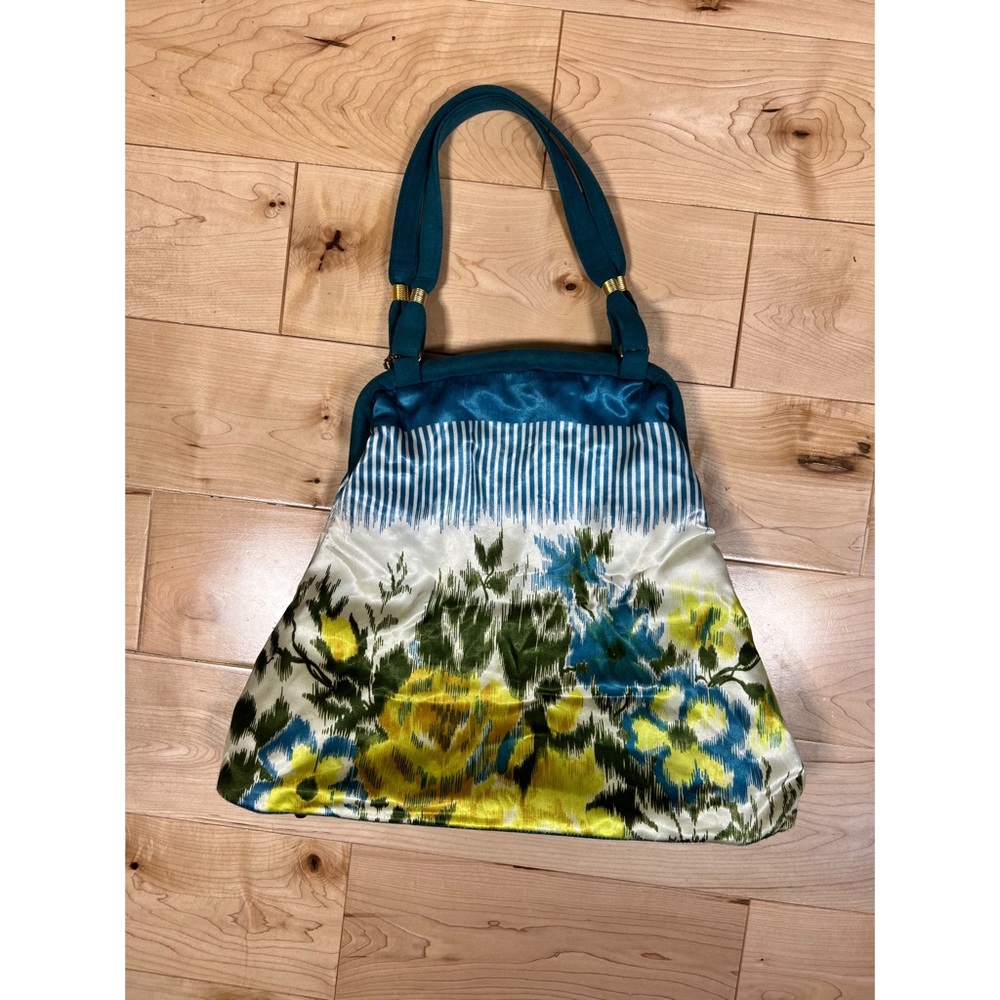 Rare Silk Shoulder‎ Bag